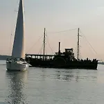 Astoria