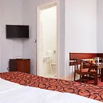 호텔 Astoria 블로톤퓌레드