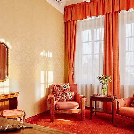 Astoria Ξενοδοχείο 3*