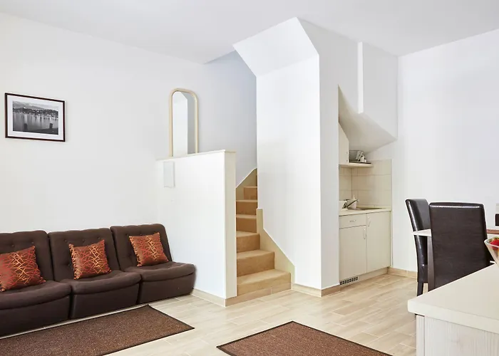 ホテル Astoria 3*